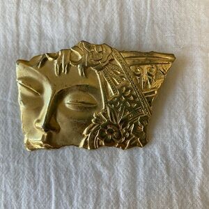 J. J. Marked Vintage‎ Asian Face Brooch Pin